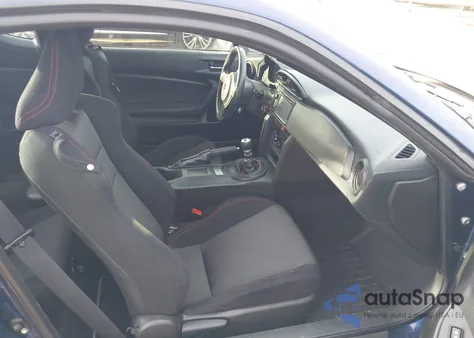 2013 Subaru Brz Premium z USA, uszkodzony, nr VIN JF1ZCAB18D1604590